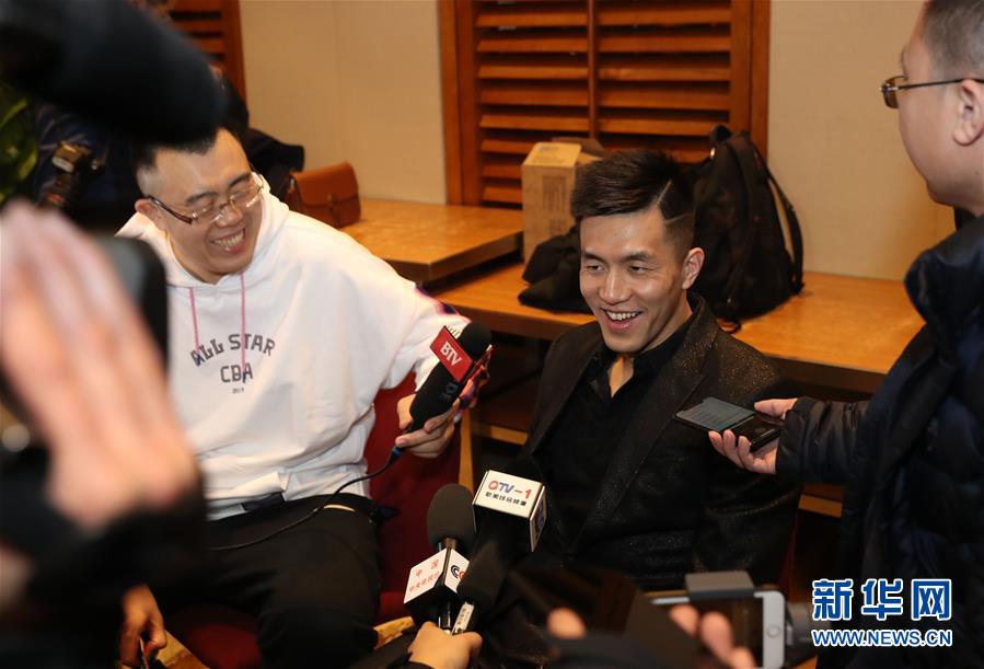 在每个足球 在每个足球