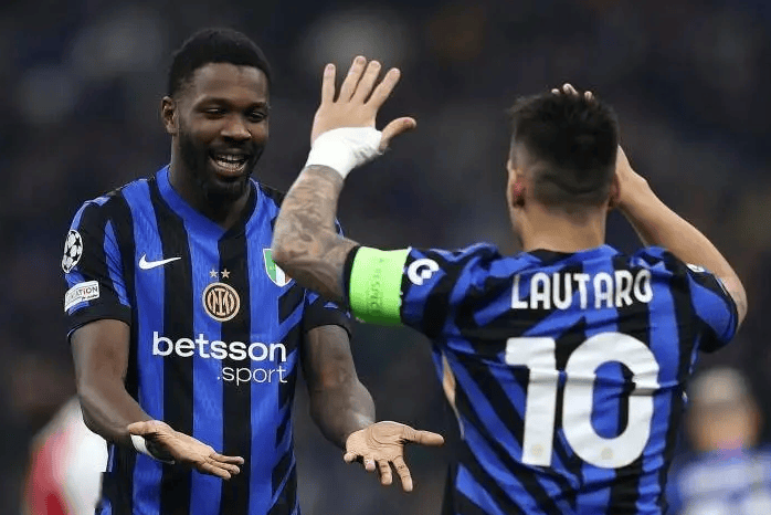 密集防守以 密集防守以