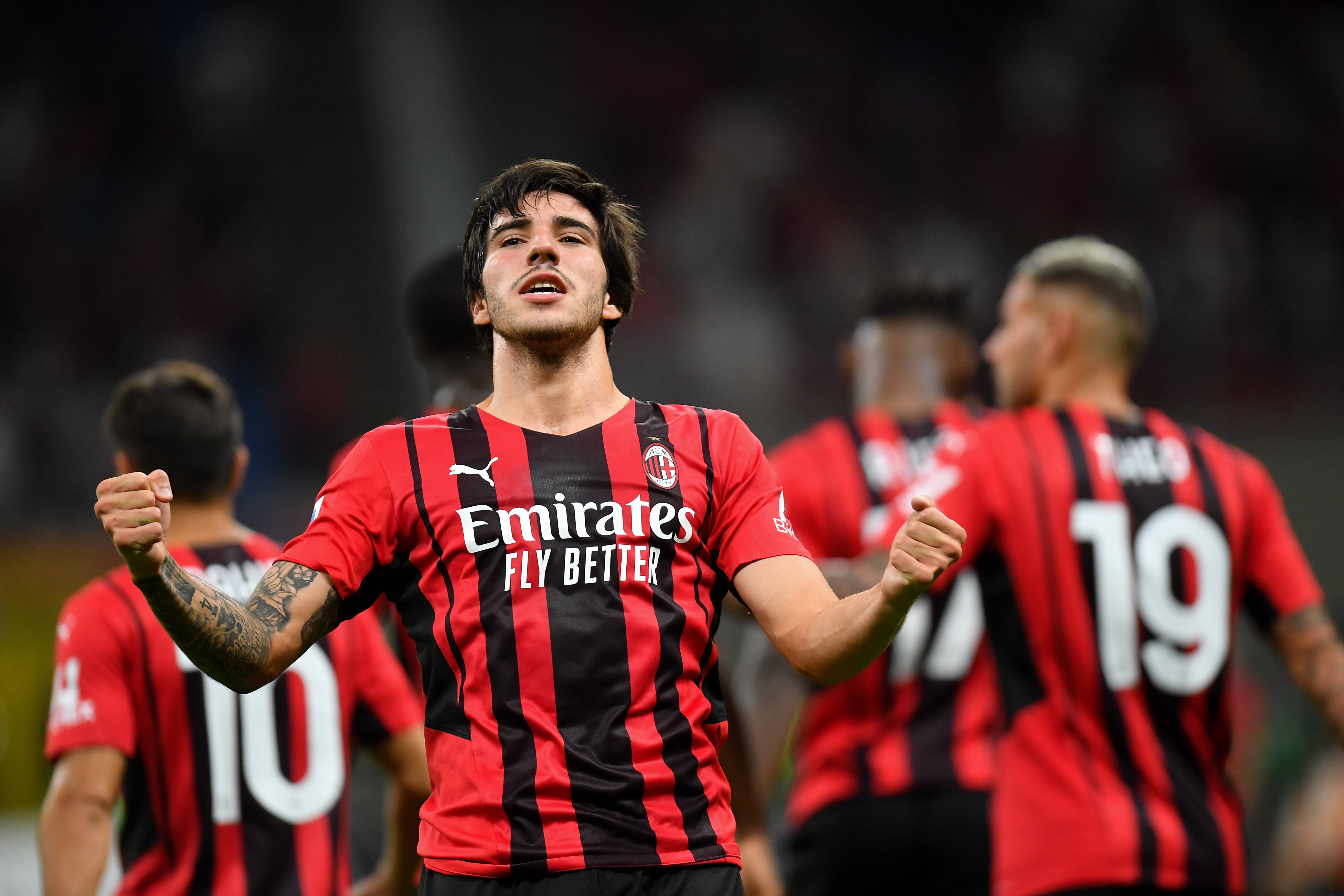 前热刺主帅，罗马诺：勒沃库森&费内巴切有意聘请波斯特科格鲁