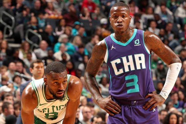 疑引发了球 疑引发了球